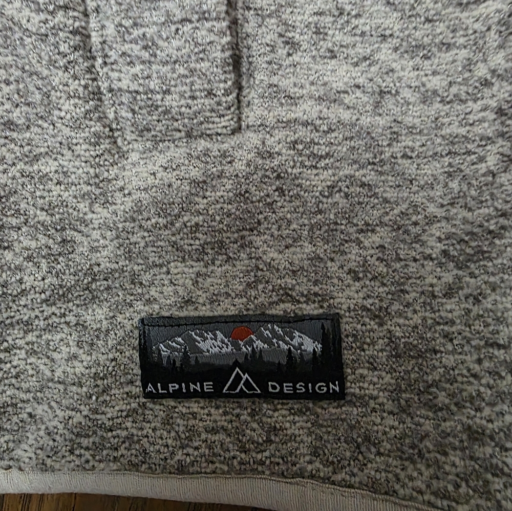 Alpine Design 1/4 button up - Picture 2 of 3